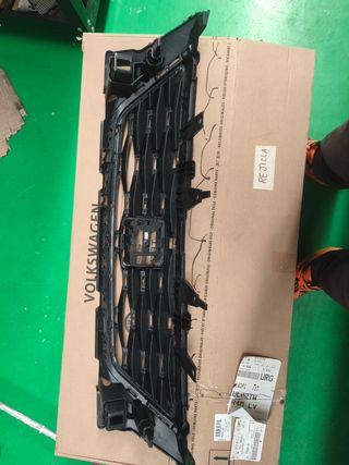 Rejilla paragolpes delantero Seat Ateca 