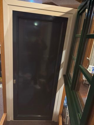 Puerta de entrada madera aluminio