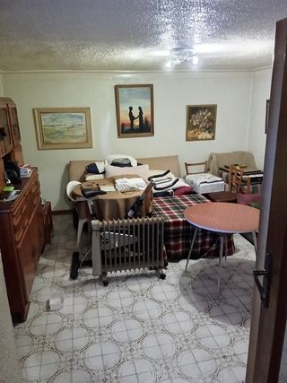 CASA,,,,SIN GARAJE 80.000