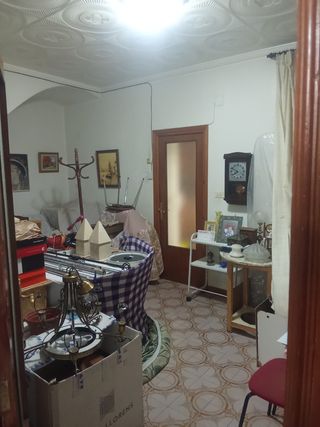 CASA,,,,SIN GARAJE 80.000