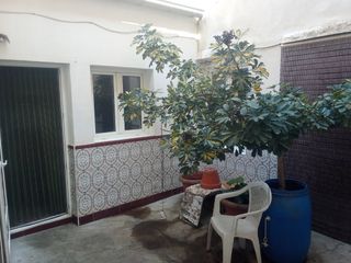 CASA,,,,SIN GARAJE 80.000