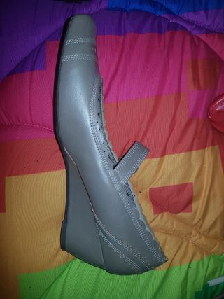 Zapatos piel beige talla 41 marca lolablue