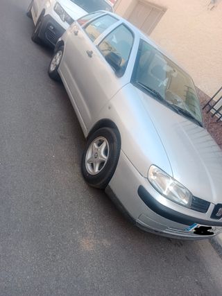 SEAT Ibiza 2001