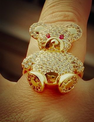 Anillo laminado en oro de 18k