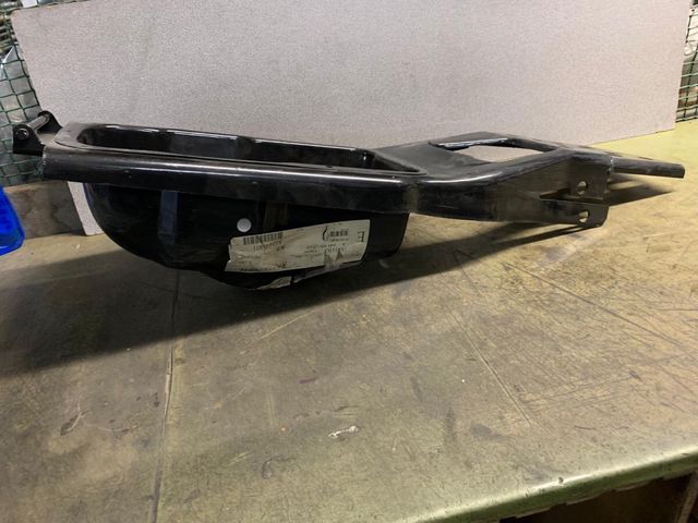 Soporte faro cabina NUEVO camion Mercedes