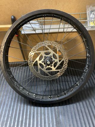 Rueda trasera trial Comas