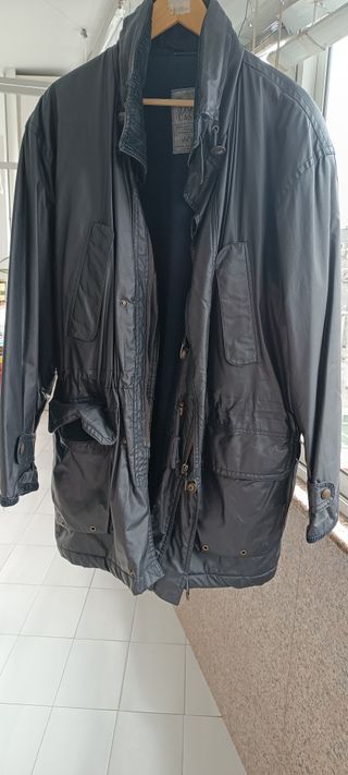Parka hombre azul marino. T/52