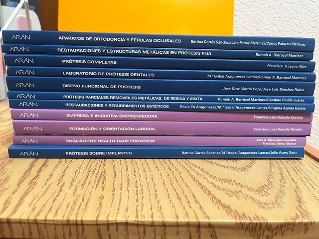 Prótesis dentales para grado superior