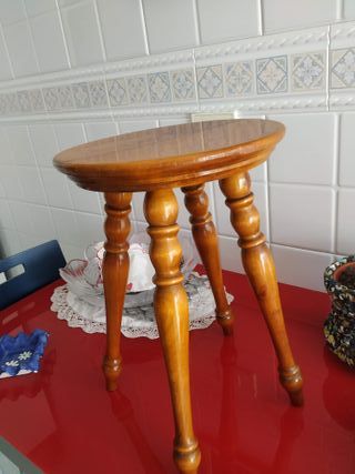 Taburete de Maderó