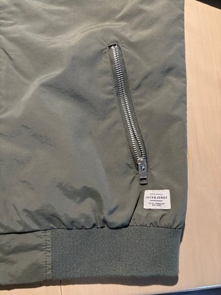 Chaqueta bomber Jack y Jones