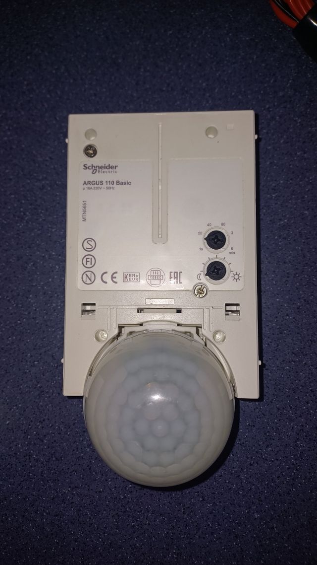 Detector de movimientos Sneider Electric ARGUS 110