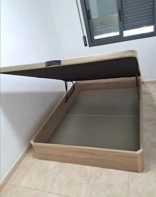 Canapés / Colchones/ Sofás / Armarios NUEVOS