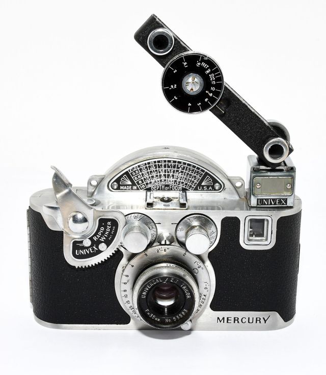CAMARA UNIVEX MERCURY CC + TRICOR 35MM F:2.7
