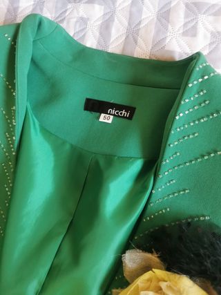 Traje de mujer 