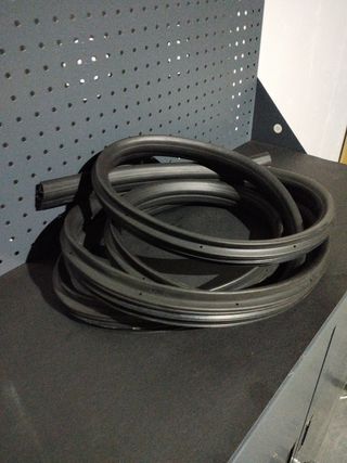 Goma universal para puerta de coche