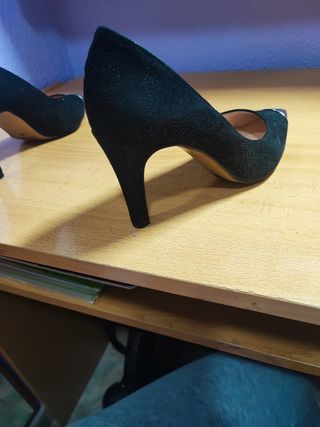 Zapatos negros