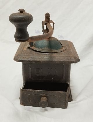 Molinillo antiguo de café Elma