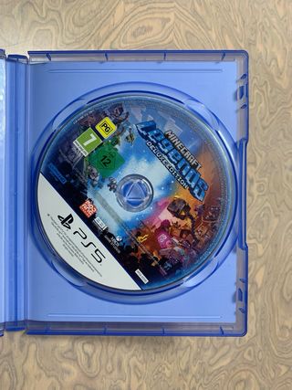 Minecraft Legends Deluxe Edition