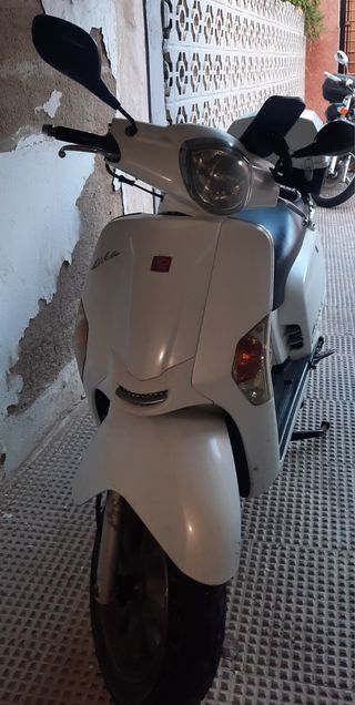 Moto kymco 125