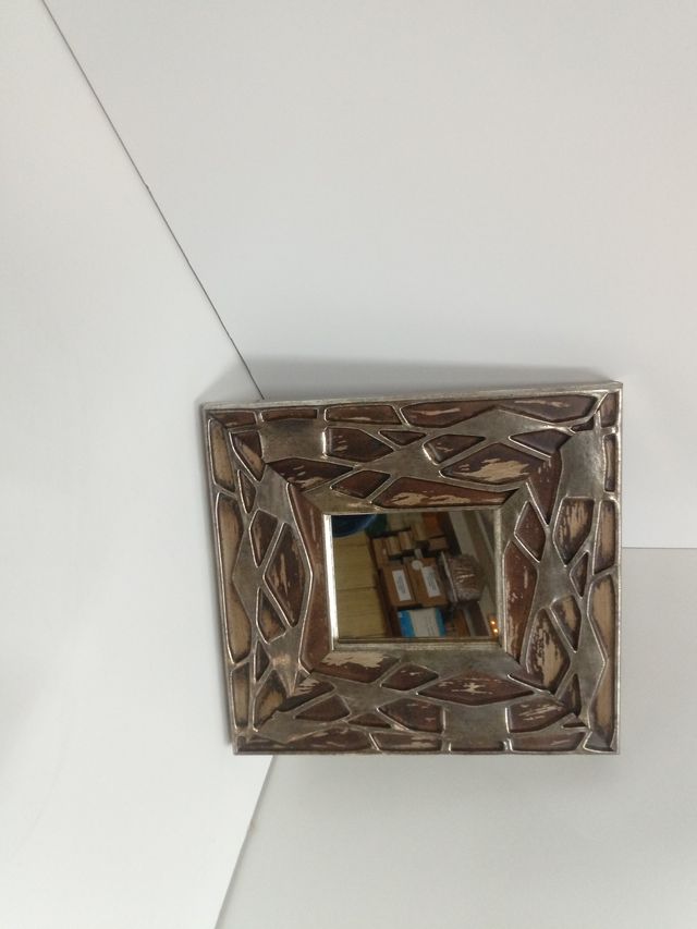 MINI ESPEJO ENMARCADO