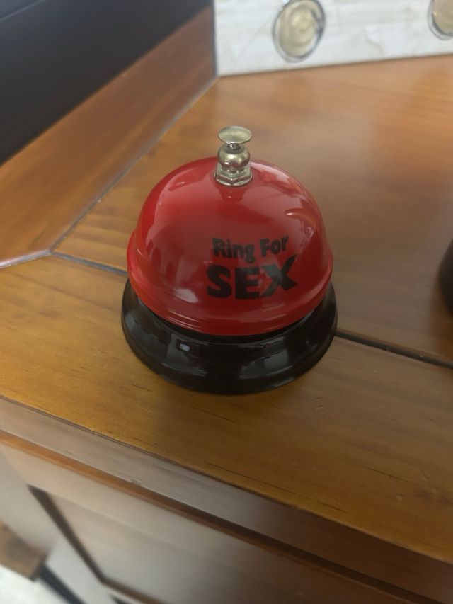 Campanita y altavoz no