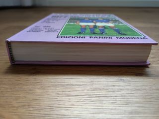 Almanacco del calcio Panini 1977