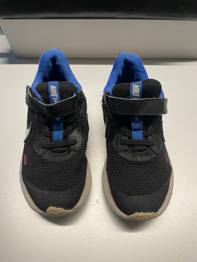 Nike revolution taglia 29.5