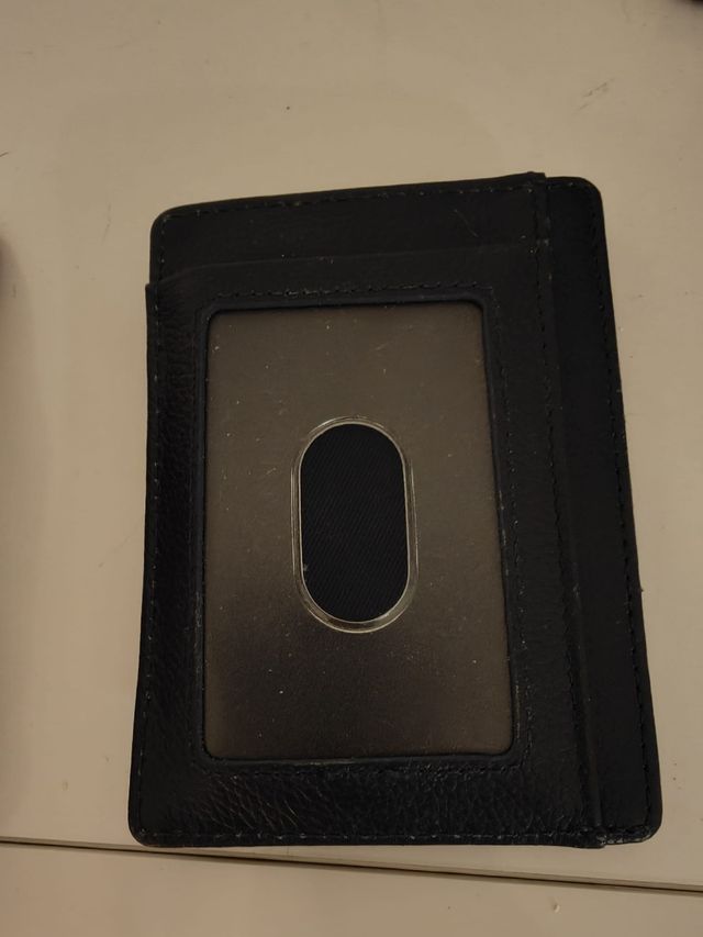 Portafoglio slim blu con tasca airtag