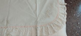 Juego de cama bordado