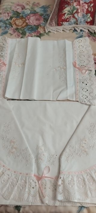 Juego de cama bordado