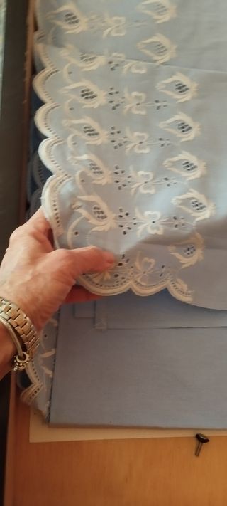 Juego de cama bordado