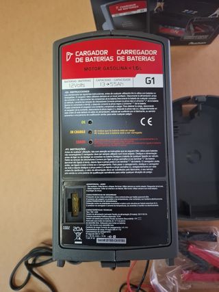 CARGADOR DE BATERIAS DE COCHE AUCHAN