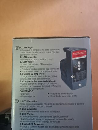 CARGADOR DE BATERIAS DE COCHE AUCHAN