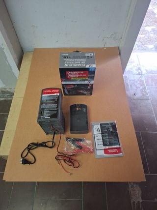 CARGADOR DE BATERIAS DE COCHE AUCHAN