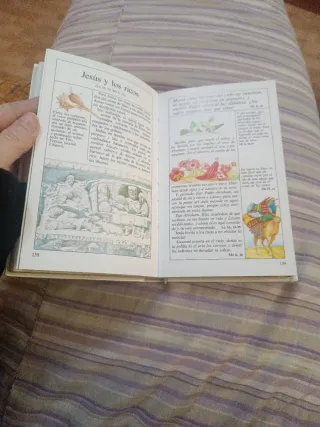 2 UDS -EL LIBRO DE LA BIBLIA