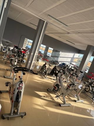 Bicicleta ciclo indoor spinning