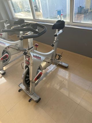 Bicicleta ciclo indoor spinning