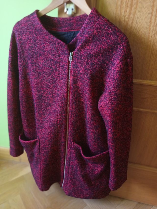 Abrigo rojo negro Di-Bye