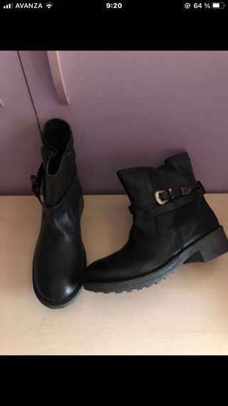 Botines de piel 