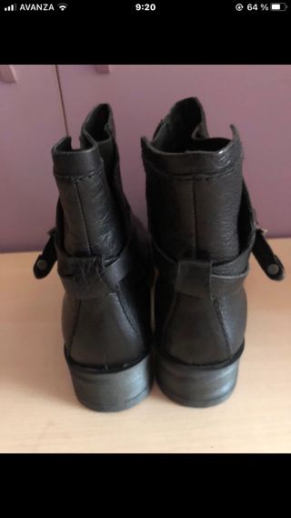 Botines de piel 