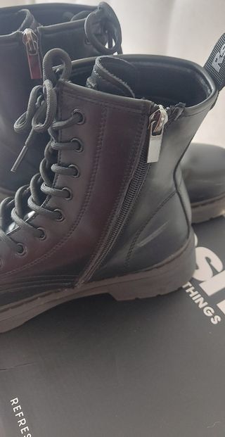 Botines negros piel