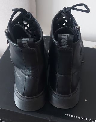 Botines negros piel