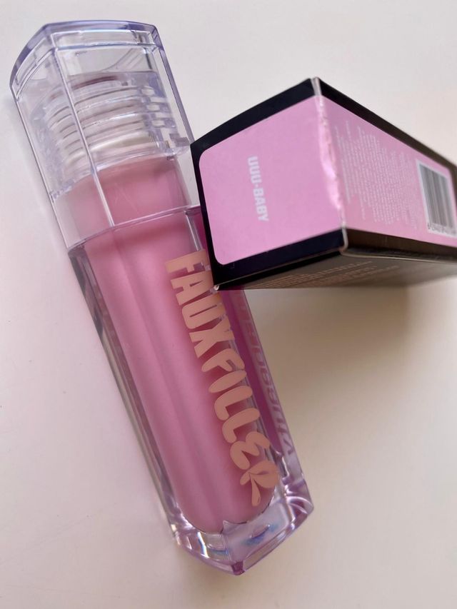 Huda Beauty Faux Filter Uuu-Baby 