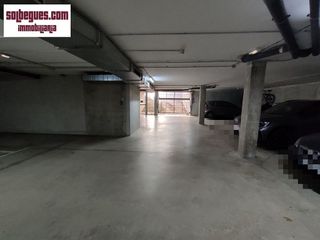 Garaje en venta en Begues