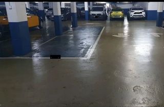 Garaje en venta en Sant Ildefons en Cornellà de Llobregat