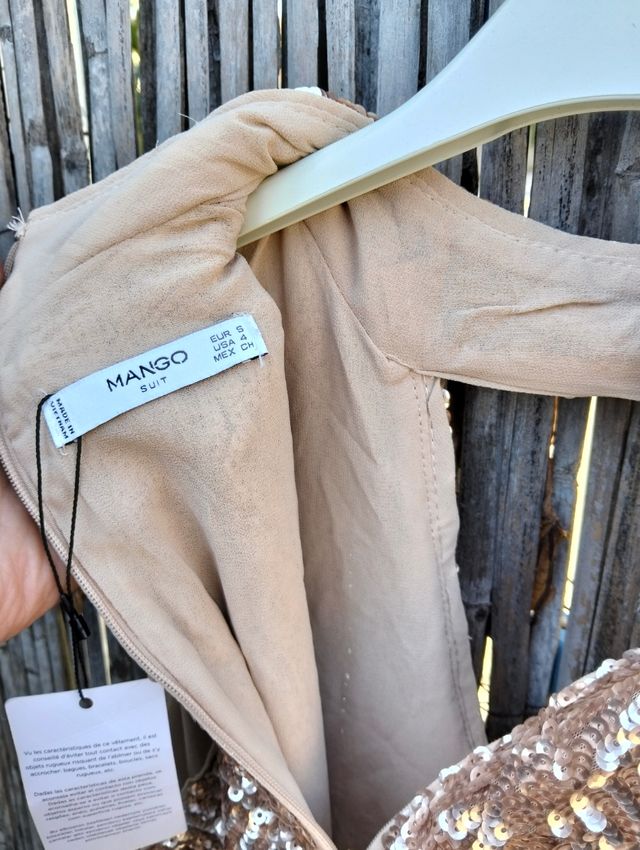 Vestido dorado de lentejuelas