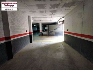 Garaje en venta en Begues