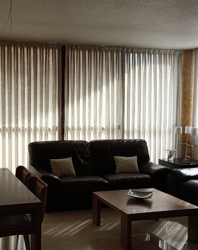 SOFÁ MODERNO DE PIEL DE DOS Y TRES PLAZAS