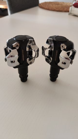 Pedales automáticos 