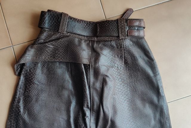 Pantaloni in pelle Versace